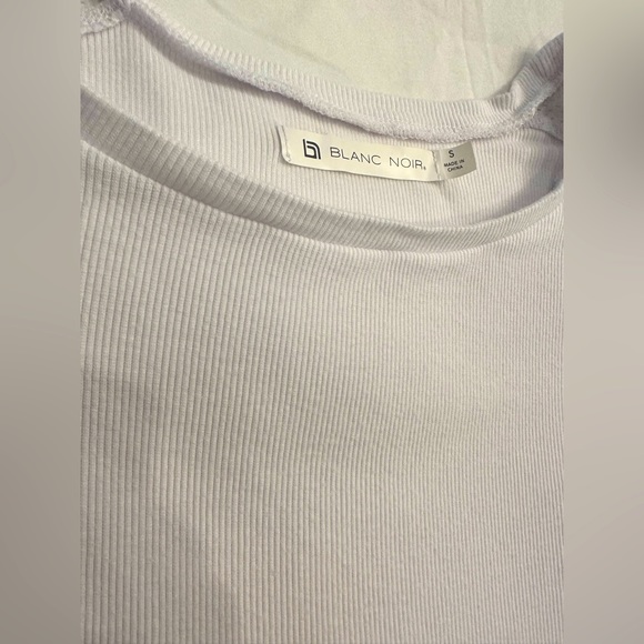 Blanc Noir ribbed long sleeve crop top - Picture 9 of 11
